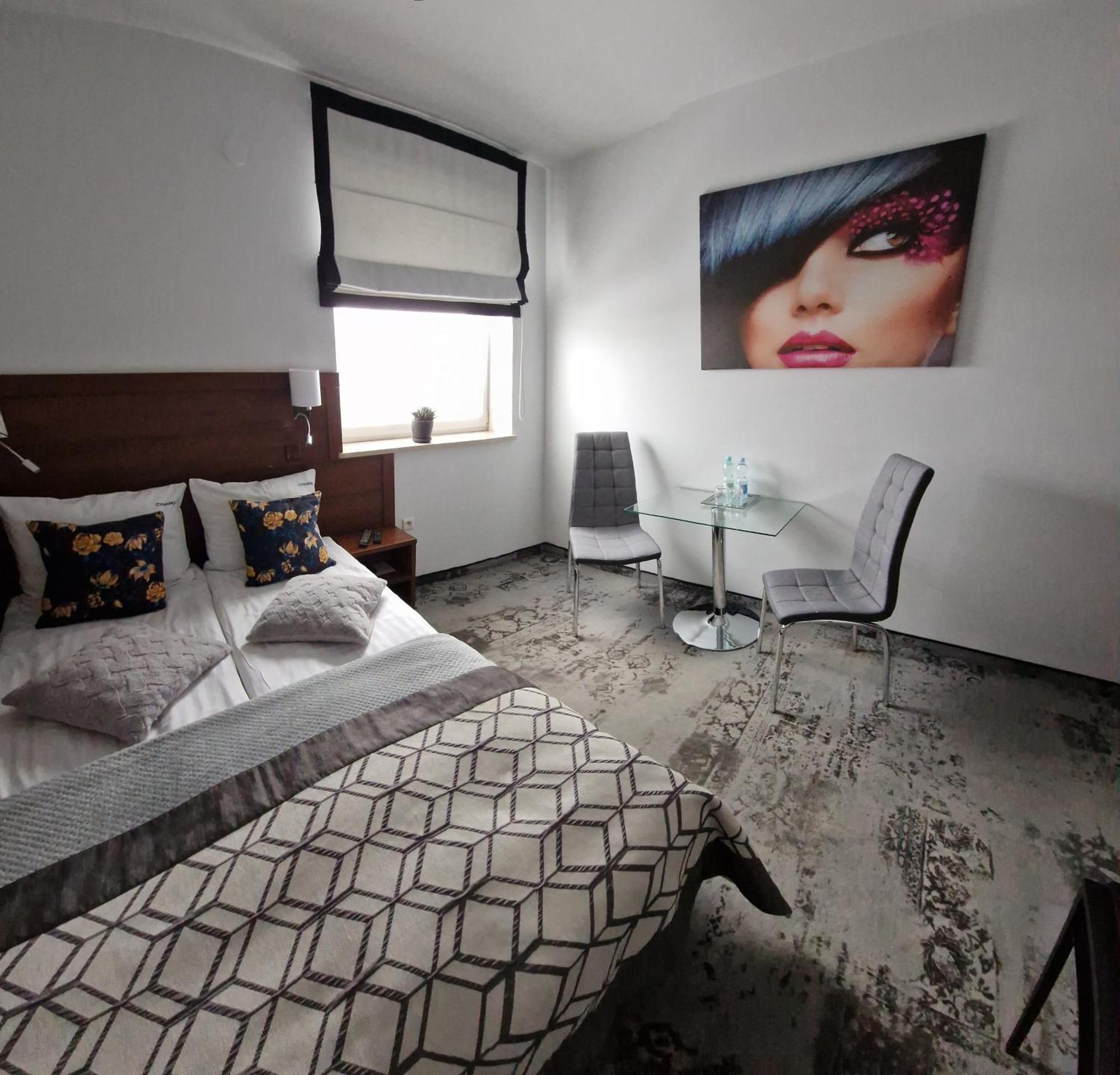 Cynamon Hotel Nowy Sacz Bagian luar foto