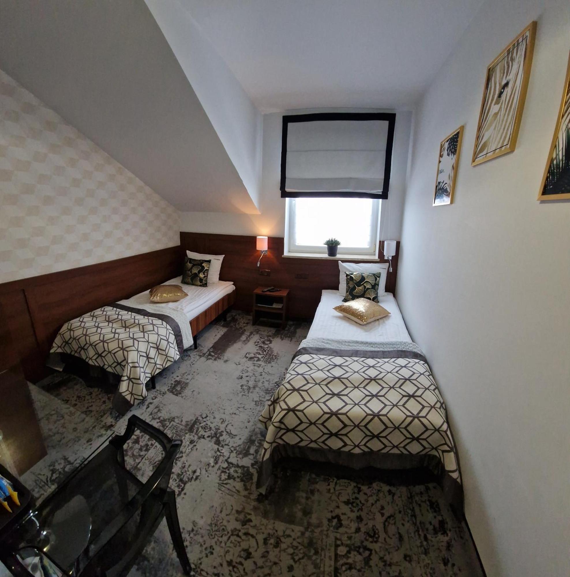 Cynamon Hotel Nowy Sacz Bagian luar foto