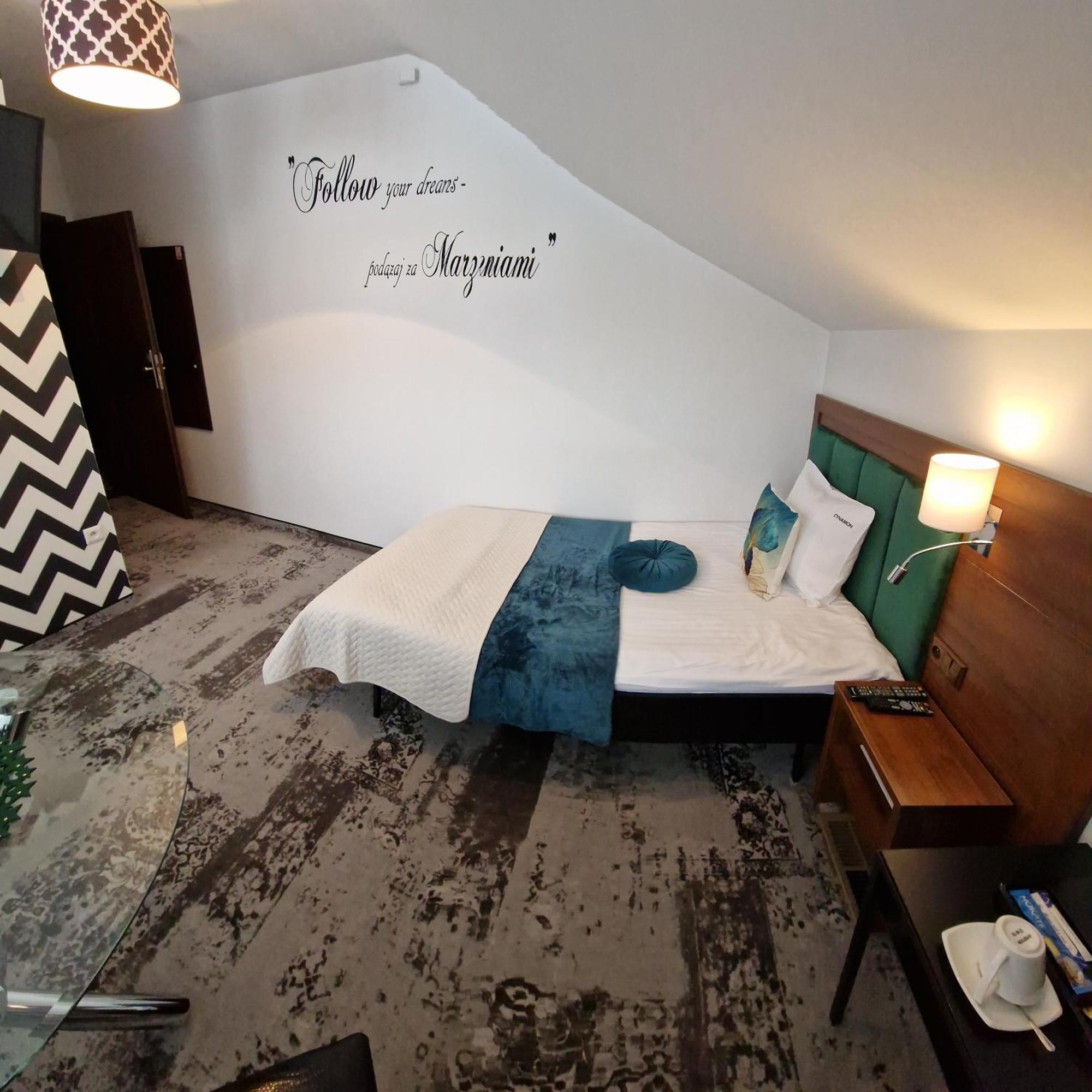 Cynamon Hotel Nowy Sacz Bagian luar foto