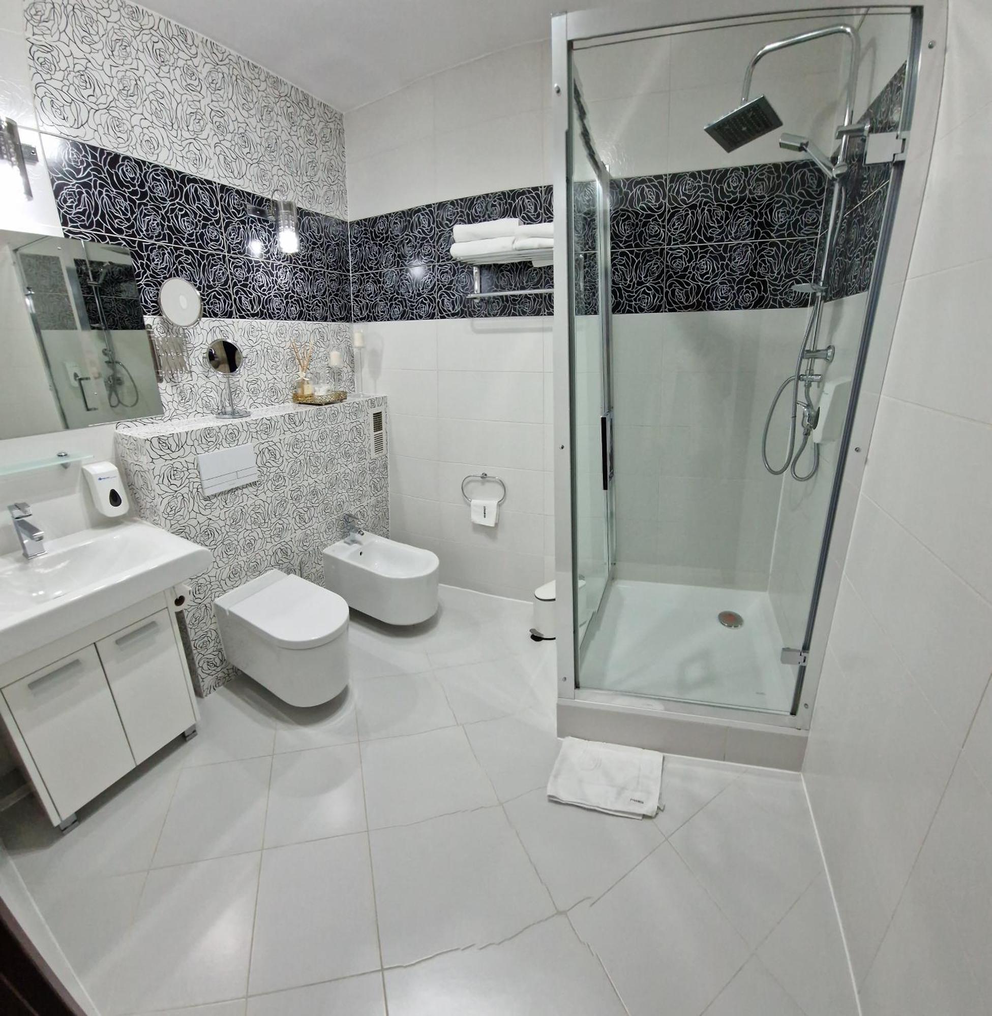 Cynamon Hotel Nowy Sacz Bagian luar foto